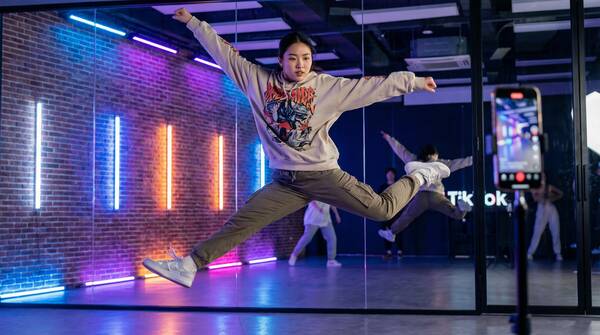 小马拉大车舞蹈视频